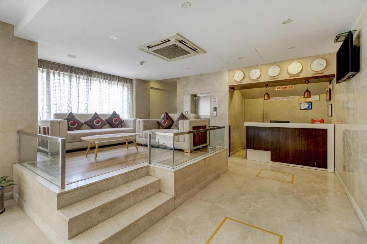 La Sara Regent Hotel Bangalore Bagian luar foto