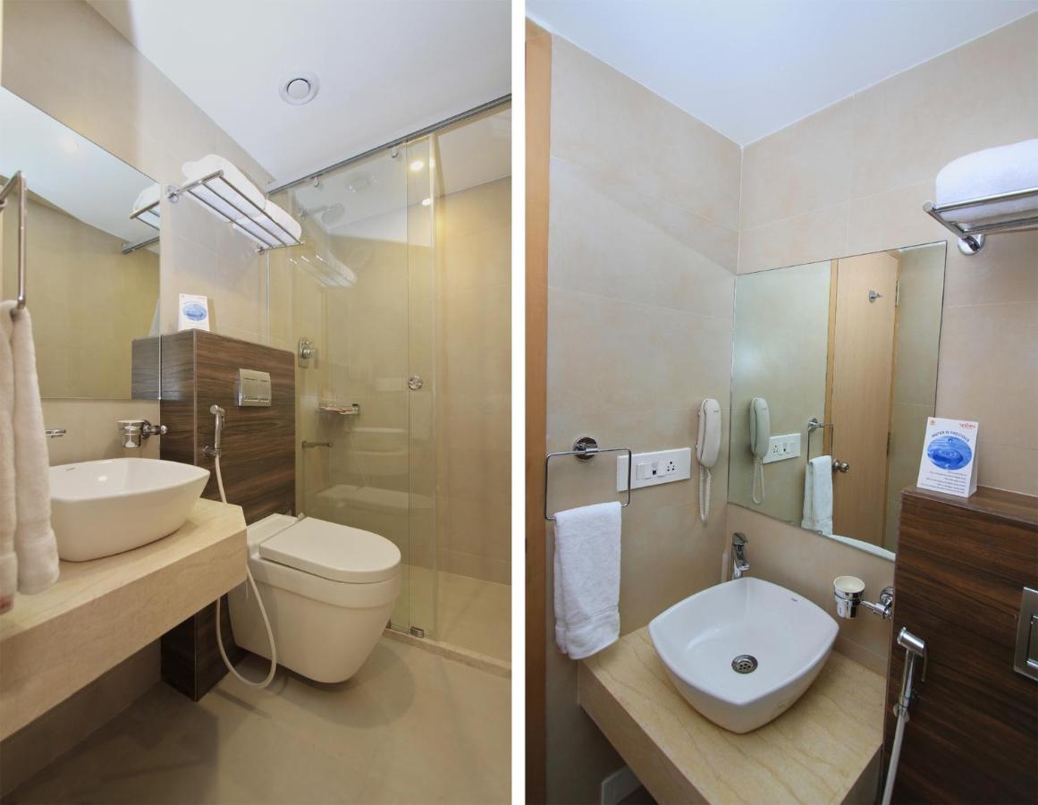 La Sara Regent Hotel Bangalore Bagian luar foto
